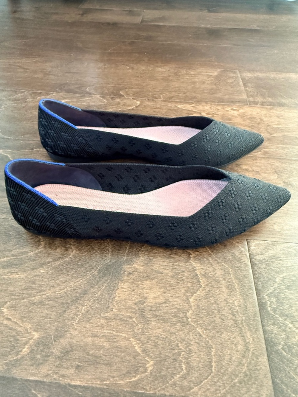 Rothy’s Point Black Shimmer Flat Sz 8.5 - Picture 3 of 6